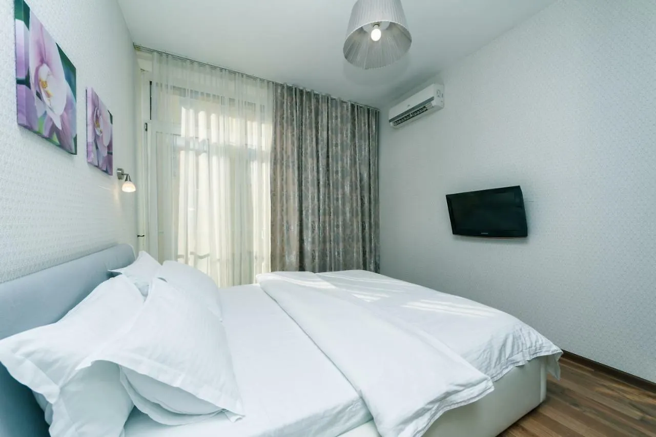 Lara Apartment Kiev